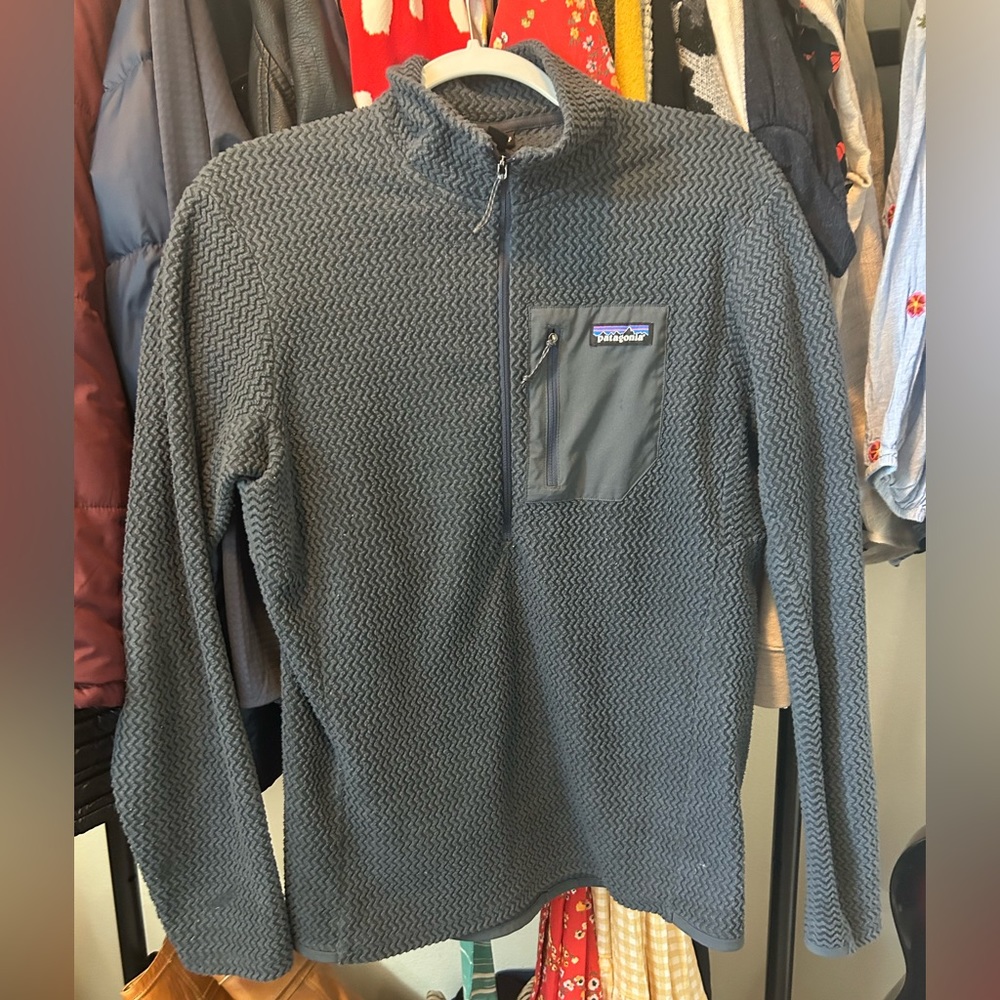 Navy Patagonia fleece